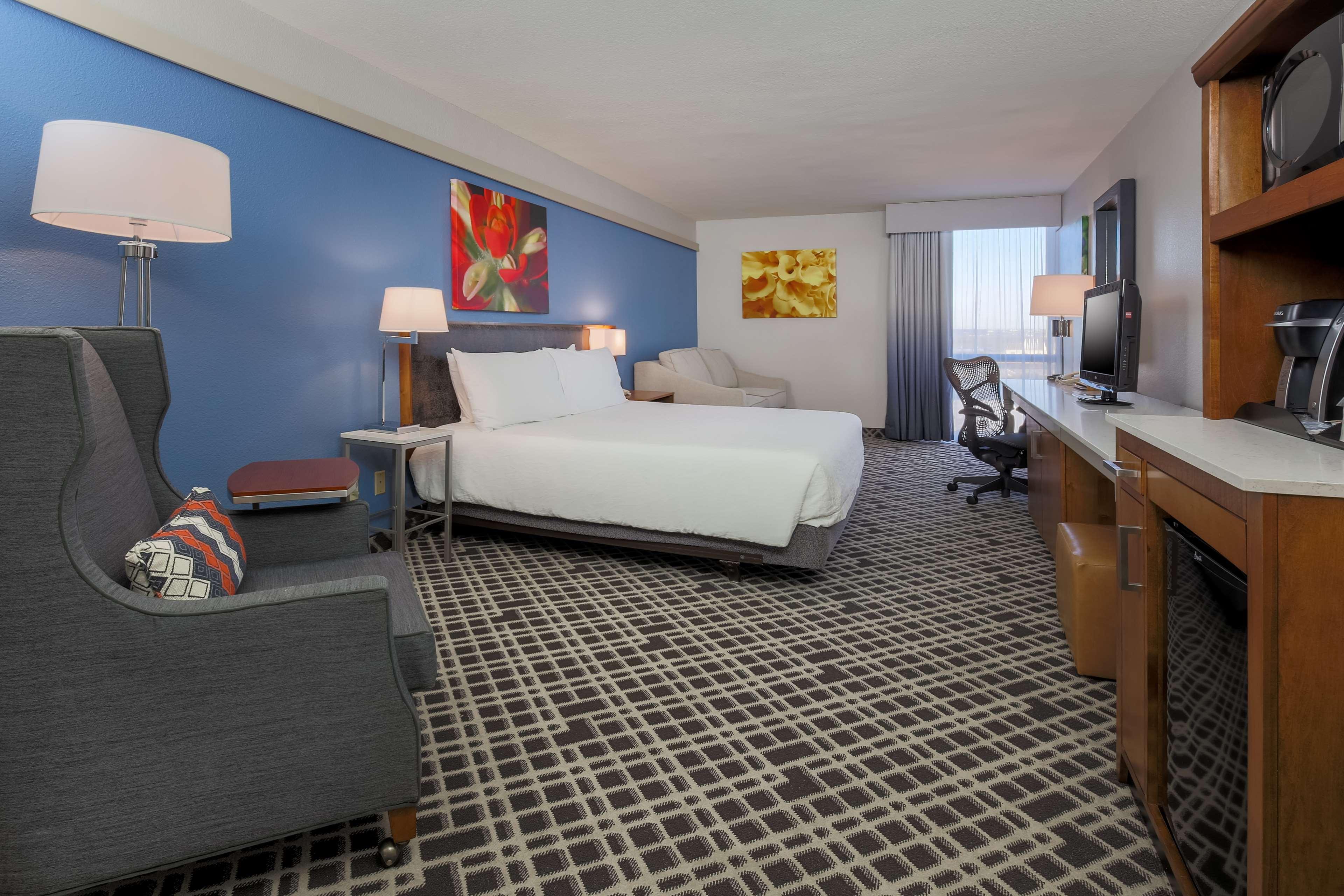 Hilton Garden Inn Dallas/Market Center Eksteriør billede